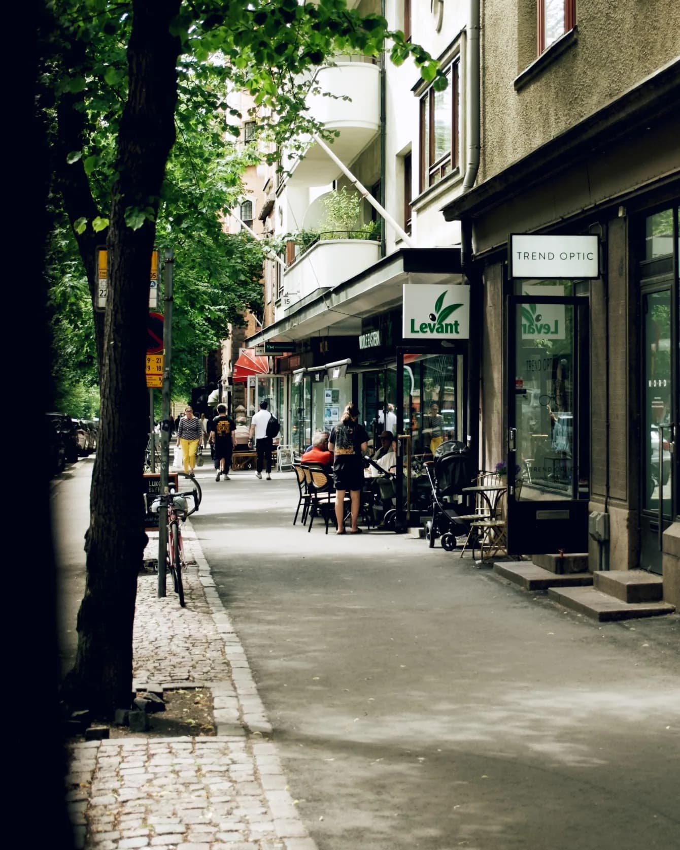 Levant street-facing terrace and entrance on Bulevardi in Helsinki