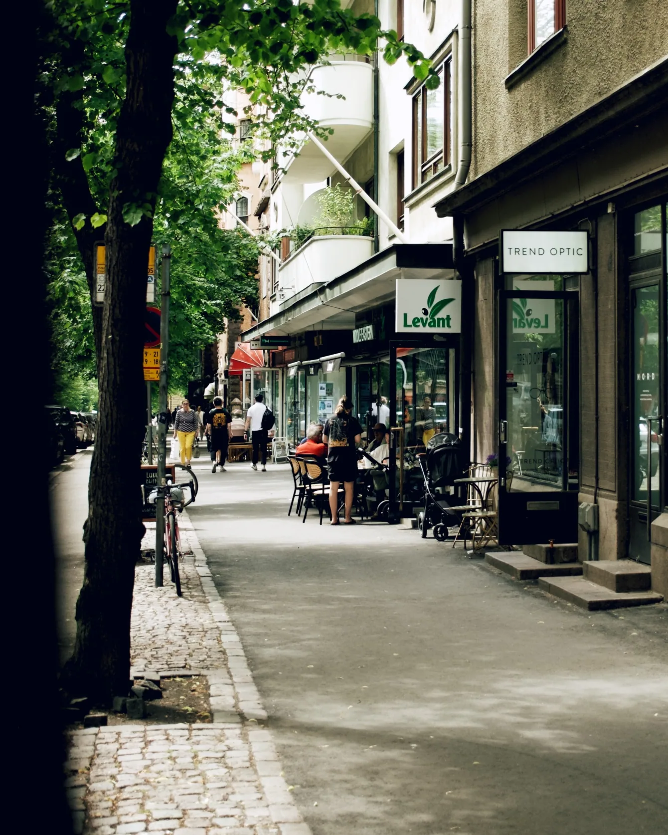 Levant street-facing terrace and entrance on Bulevardi in Helsinki